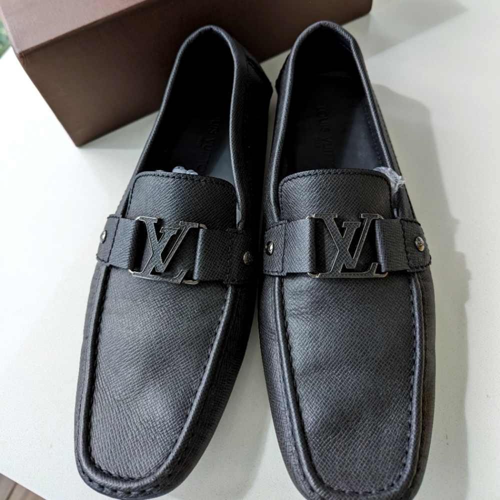 Men's shoes